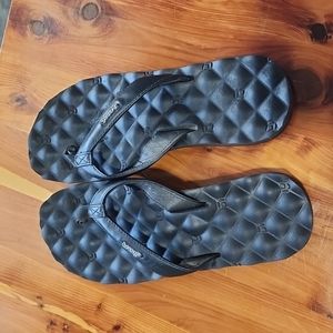 Women's Reef flip flop shoes